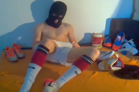 Me wanking After A Soccer Game. But that's Not All. I Use My gazoo-plug For A hawt plow!