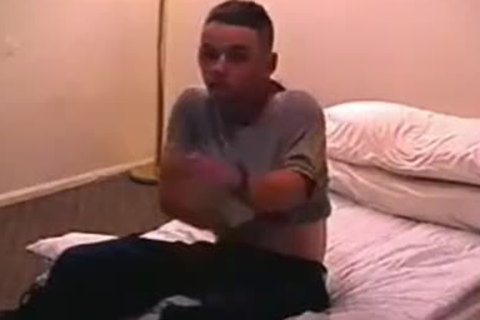 CHUPANDO UM HETERO 75