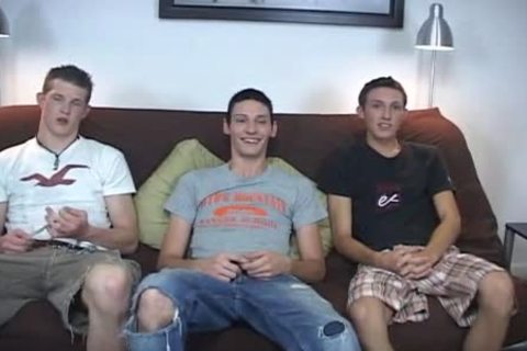 wicked teens Threeway sucking & stroking