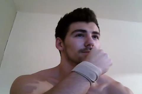 Muscle twink Jerks Off 3