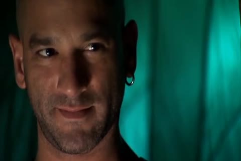 Westle & bang: Geoffrey Paine & Dean Flynn