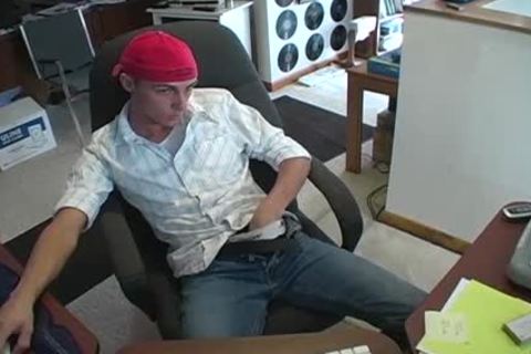 naughty guy With A Smooth And Toned Body Jack His monstrous penis Off