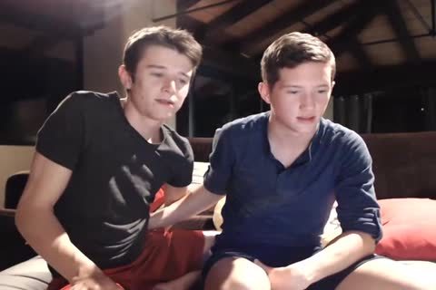 stunning Boyfriends fuck unprotected For Tips - BareSex