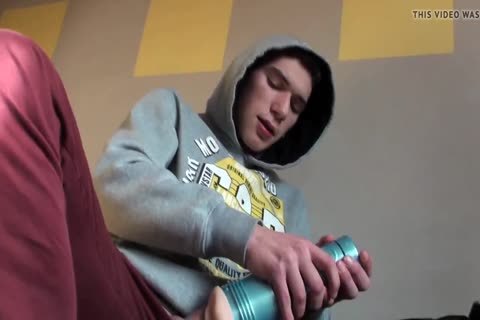 Xhamster.com 8054902 biggest Uncut nails Flashlight 720p.mp4