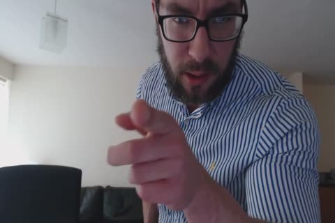 bushy British Verbal Muscle dom