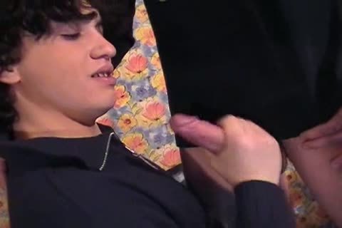 Two young allies Feel pleasure At Home