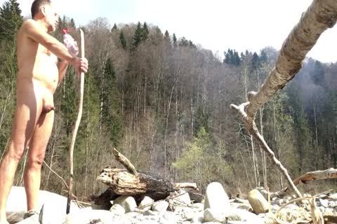 Nudist Starting-up His tiny penis