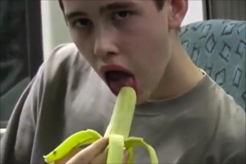 jack off On train
