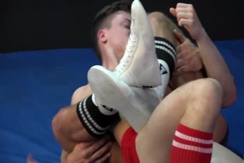 lovely twink Vs lovely Muscle