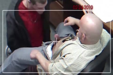 Bear enjoys rough nailing HD