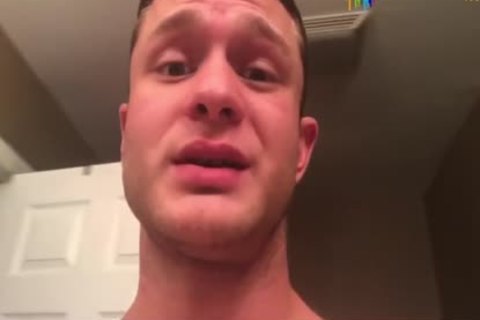 Muscle dude Showing Off His Super pumped up