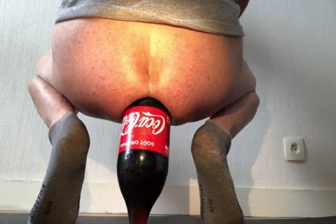 large Bottle butthole Prolapse