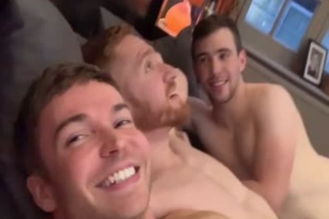 Pale English 3some #1