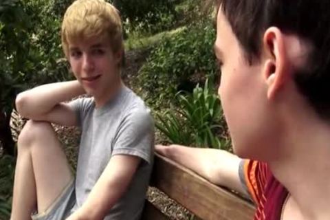 youthful twinks Flip Flop bareback