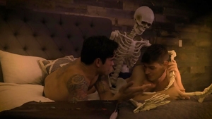 Next Door Originals: Athletic Dakota Payne has big dick