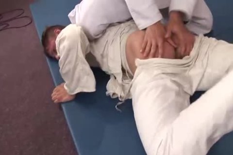 Roman Klaska thrashing