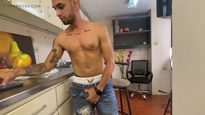 I offer Him A Section Of pictures And that man Ends Up Masturbating For Me