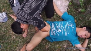 Doctor Twink - Medical asian squirts in office