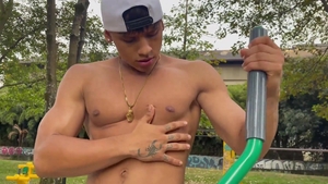 EastBoys: Muscle colombian first time cumshot