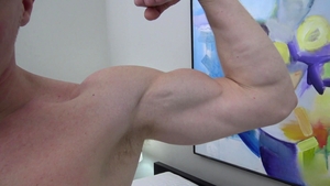 rawfuckboys: Muscle-bound Solo Satisfaction