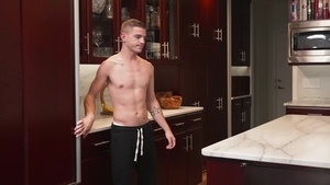 funsizeboys: Big Blond Takes on Bareback
