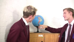 Blondes Jaden and Jaxon Go to Libya
