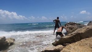 Str8 Chaser: Beach Boys Get Intimate
