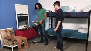 Family Dick: Manwaring Trio Takes a Backyard Bang