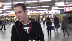 Czech Hunter: Cash for a Rainy Hand Job
