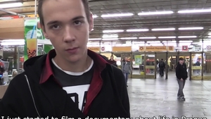 Czech Hunter: Cash for a Rainy Hand Job